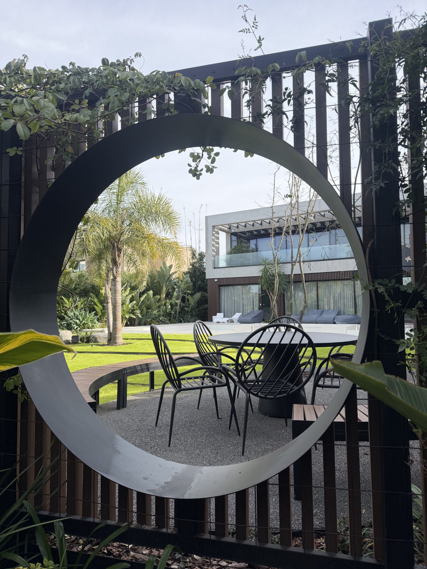 Jardín Casuarinas